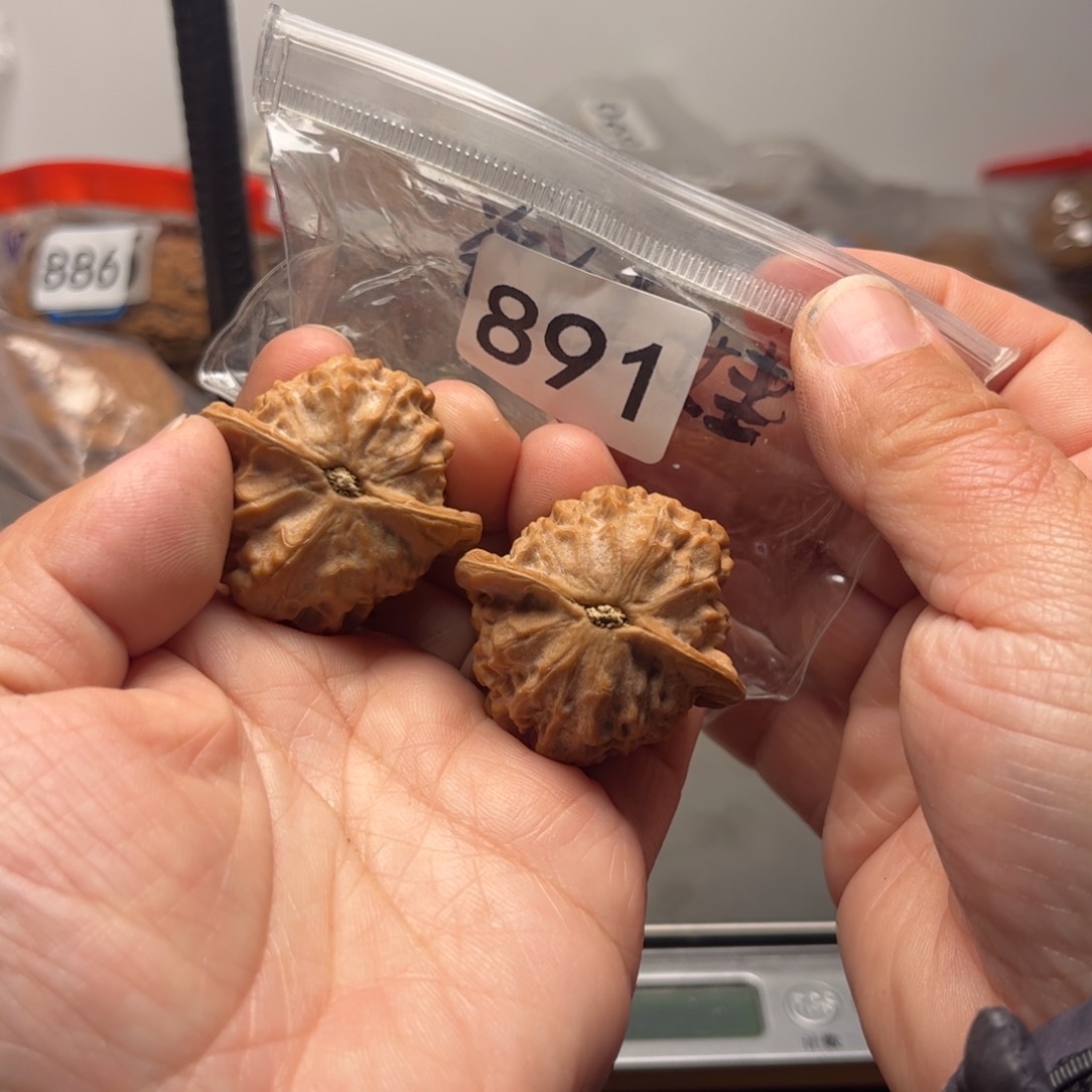 吊坠文玩核桃瓷娃娃36