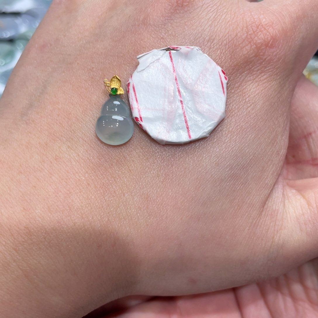 翡翠颈饰18K金镶嵌多样性