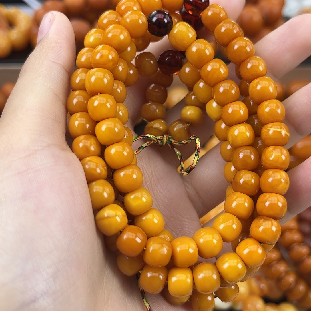 琥珀颈饰未镶嵌蜜蜡