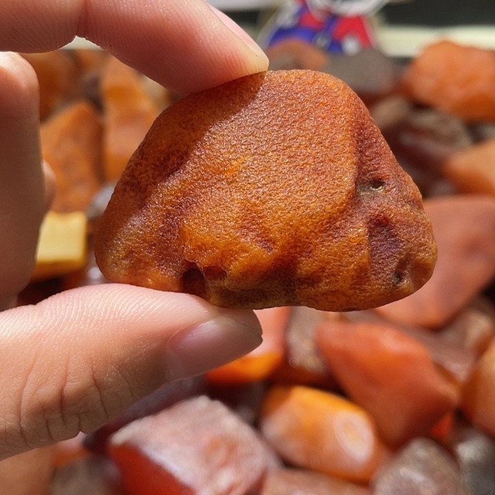 裸石琥珀未镶嵌吊坠