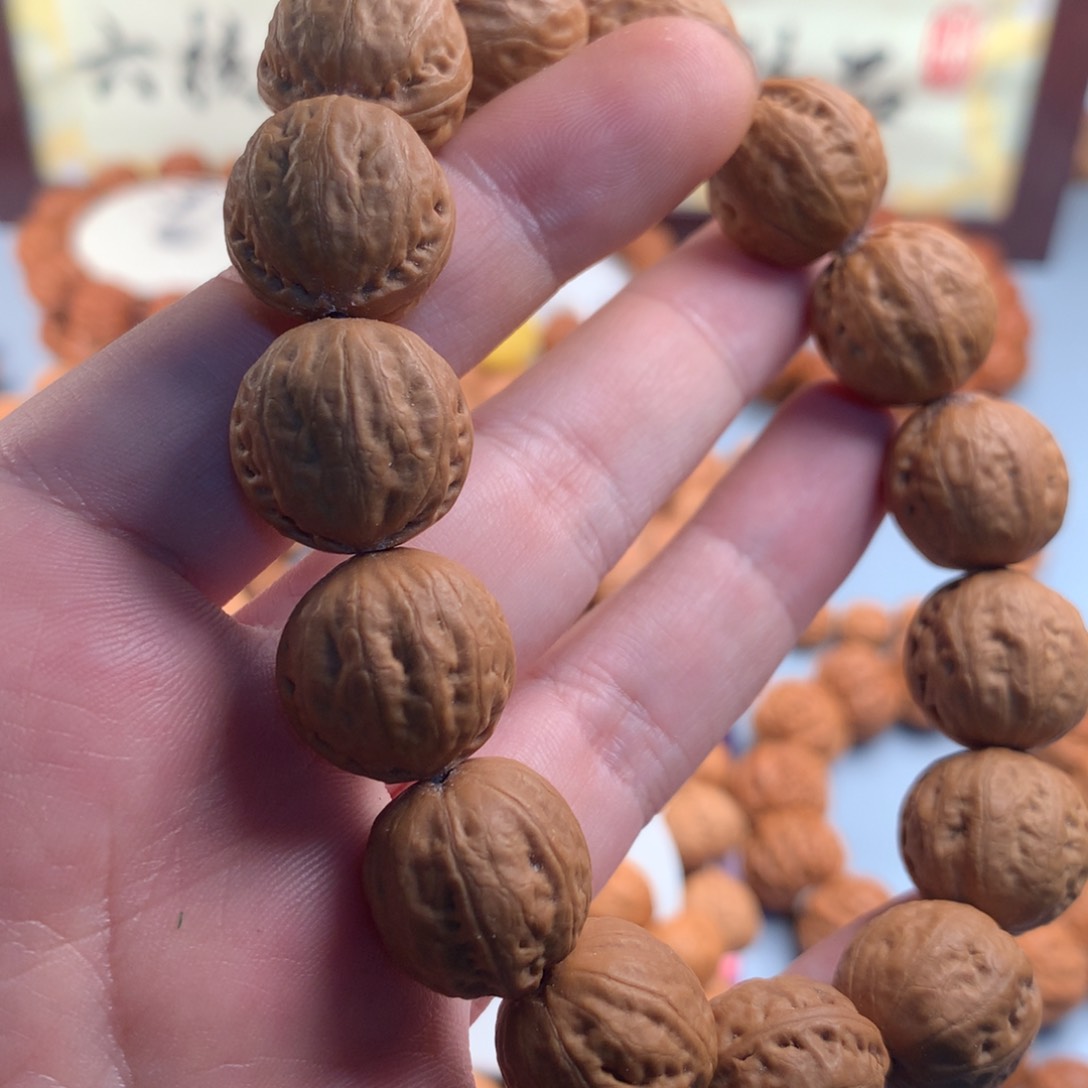文玩核桃手串正圆
