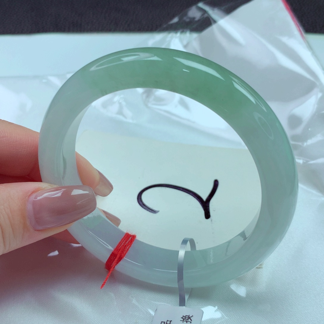 翡翠手镯未镶嵌手镯59