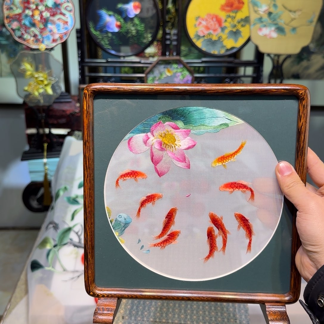 刺绣刺绣工艺精湛