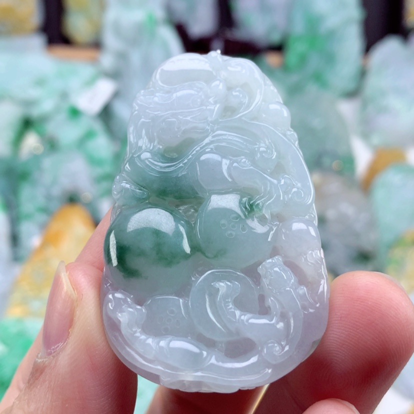 【闪购商品】翡翠吊坠(不含链)未镶嵌