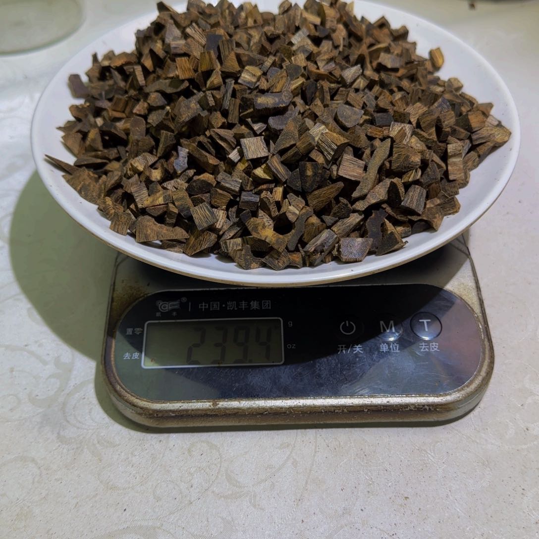 沉香沉香碎屑R*香尖碎料239克kkk@k