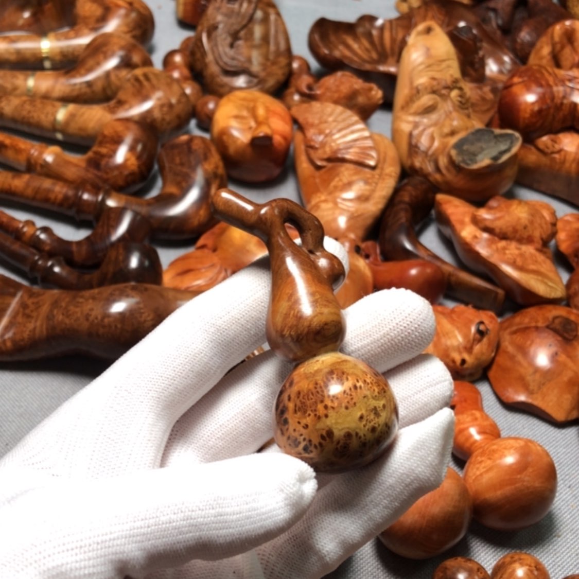 【闪购商品】木麻梨疙瘩火琉璃手把件