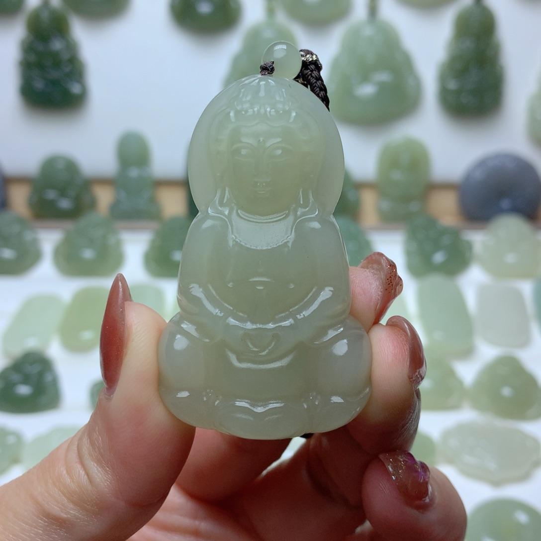 颈饰未镶嵌和田玉