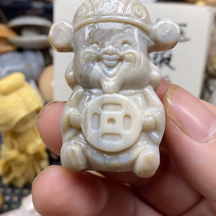 硅化珊瑚（珊瑚玉）未镶嵌颈饰