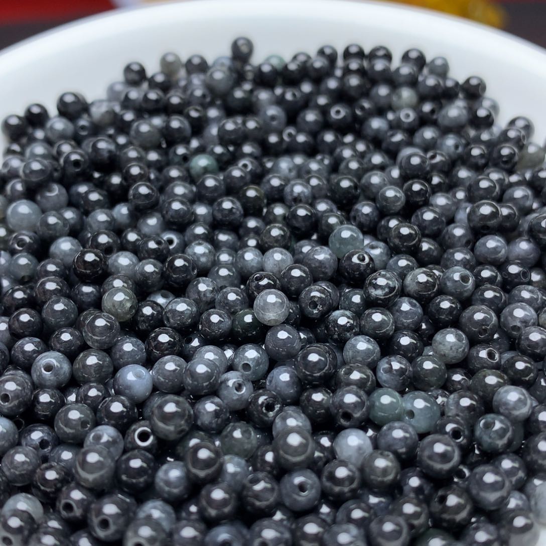 【闪购商品】翡翠手链未镶嵌卡3.8冰乌鸡100个
