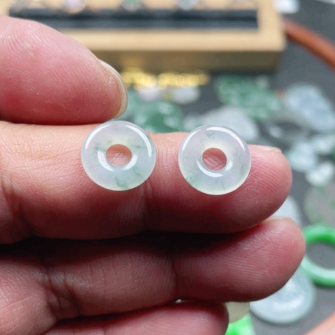 【闪购商品】翡翠颈饰未镶嵌翡翠