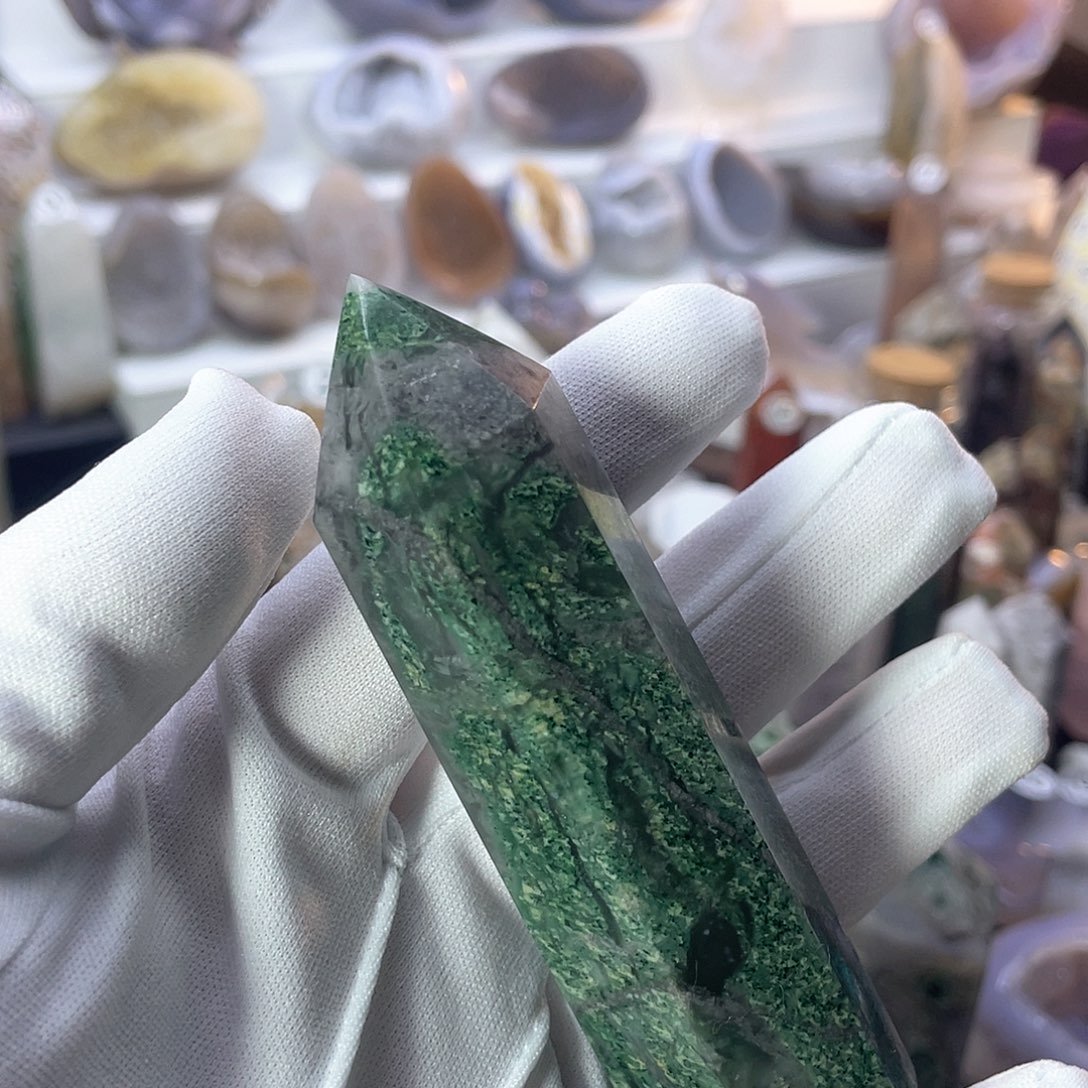 水晶绿幽灵码瑙未镶嵌