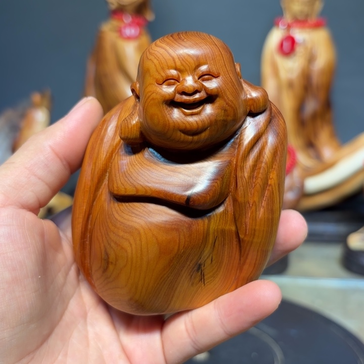 柏木（崖柏）弥勒佛