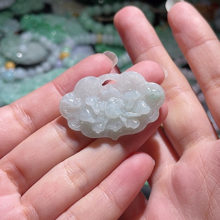 颈饰未镶嵌翡翠一****么天