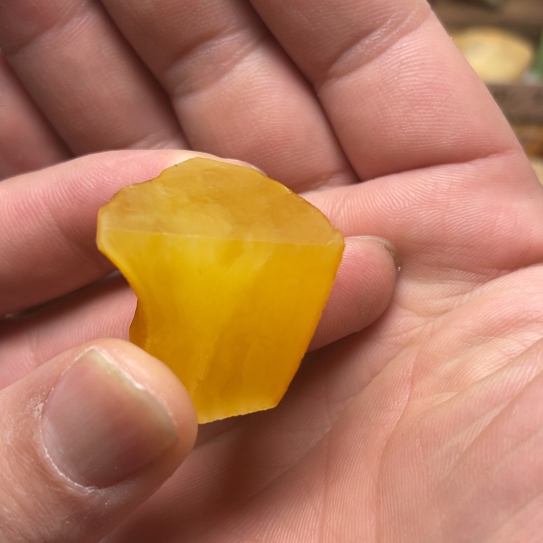 定制琥珀未镶嵌老****活琥珀蜜蜡定制小芳块