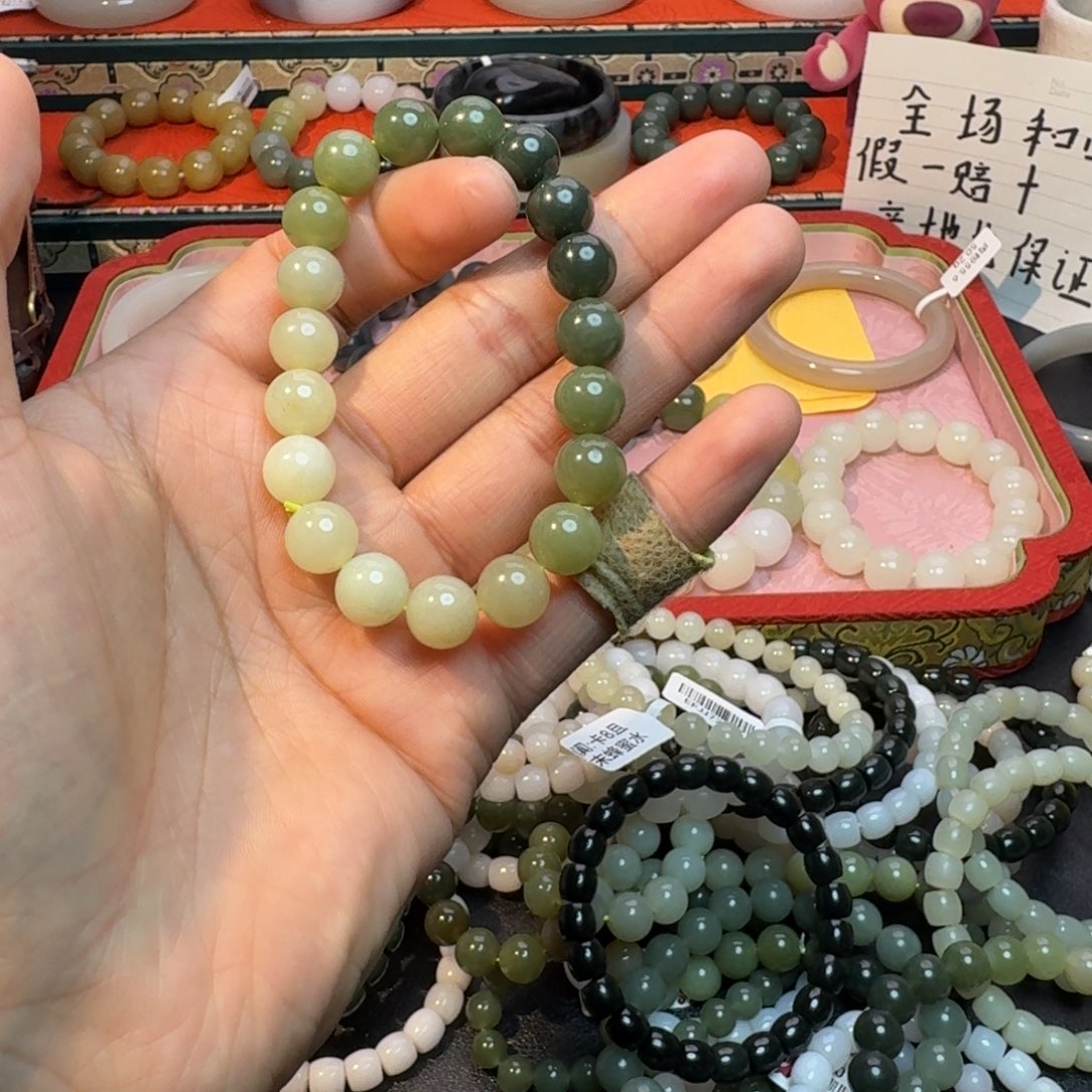 和田玉手串未镶嵌和田玉卡10湖水绿