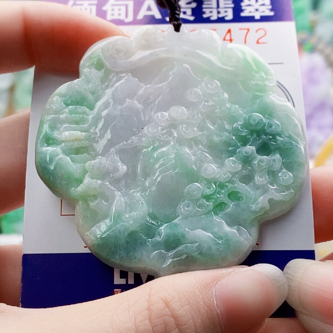 吊坠(不含链)未镶嵌翡翠