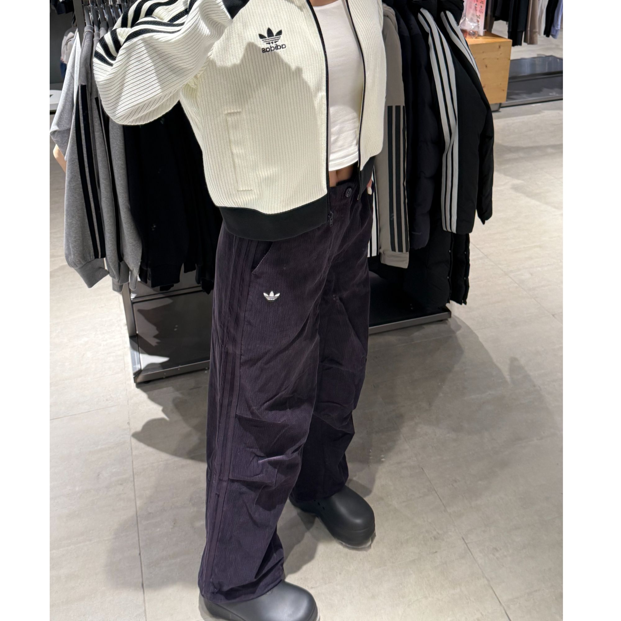 adidas/阿迪达斯宋雨琦同款宽松运动休闲针织长裤流光色KS5959