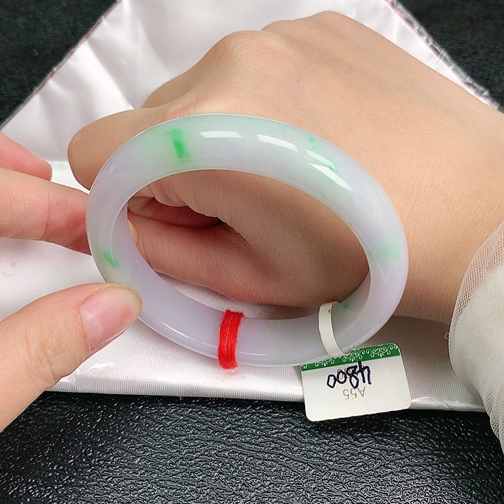 【闪购商品】翡翠手镯未镶嵌5556圈