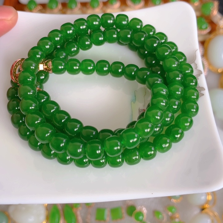 和田玉（碧玉）珠子未镶嵌我****坡