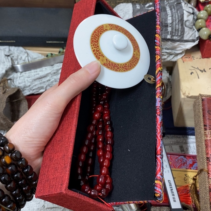 瓷片哈中古工艺品一件