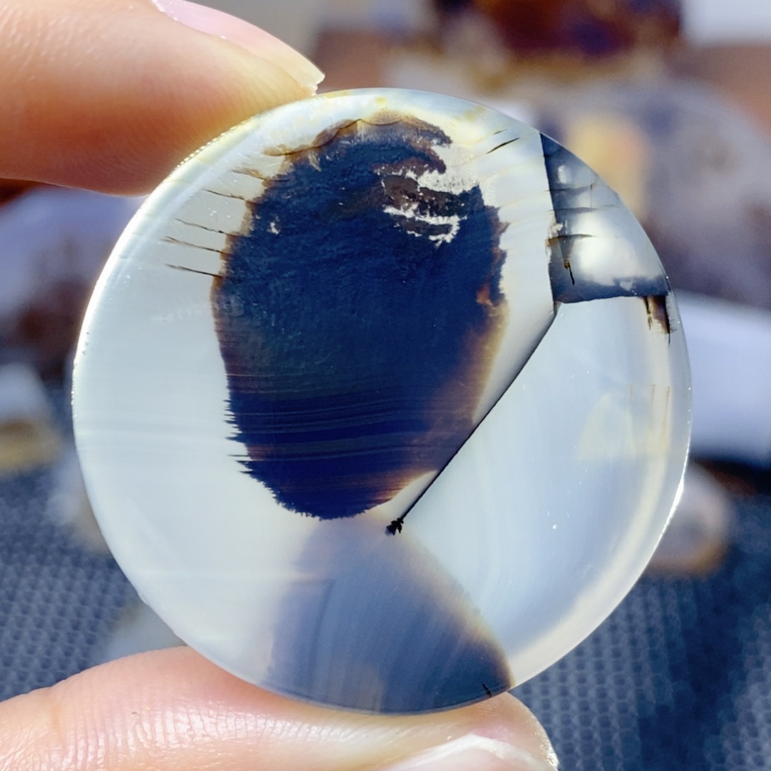 玛瑙/玉髓未镶嵌珠宝奇石