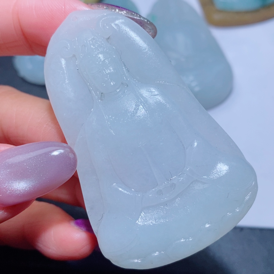 隼***鹰定制翡翠未镶嵌定制毛货翡翠挂件