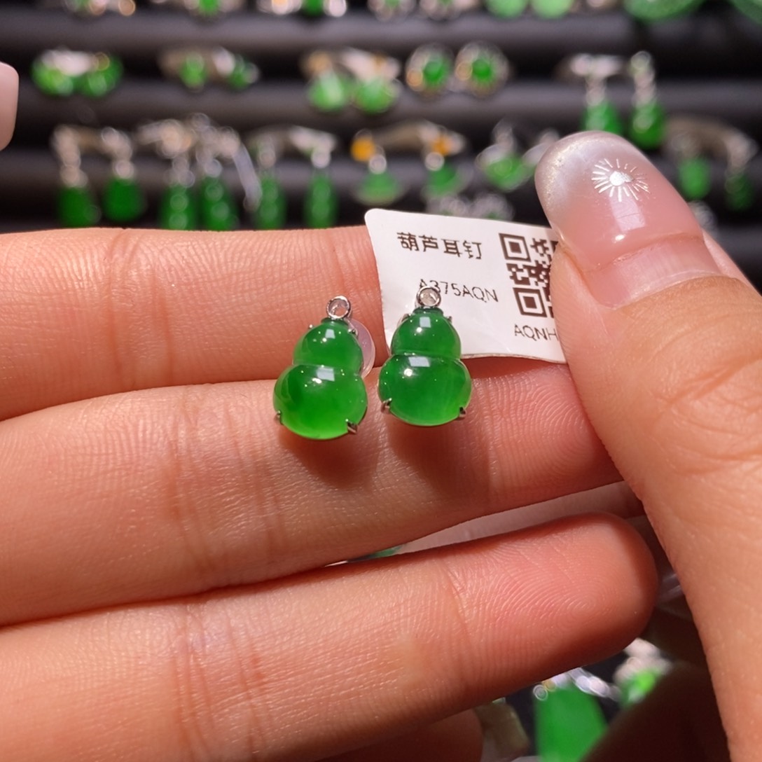 翡翠耳饰18K金镶嵌天然翡翠