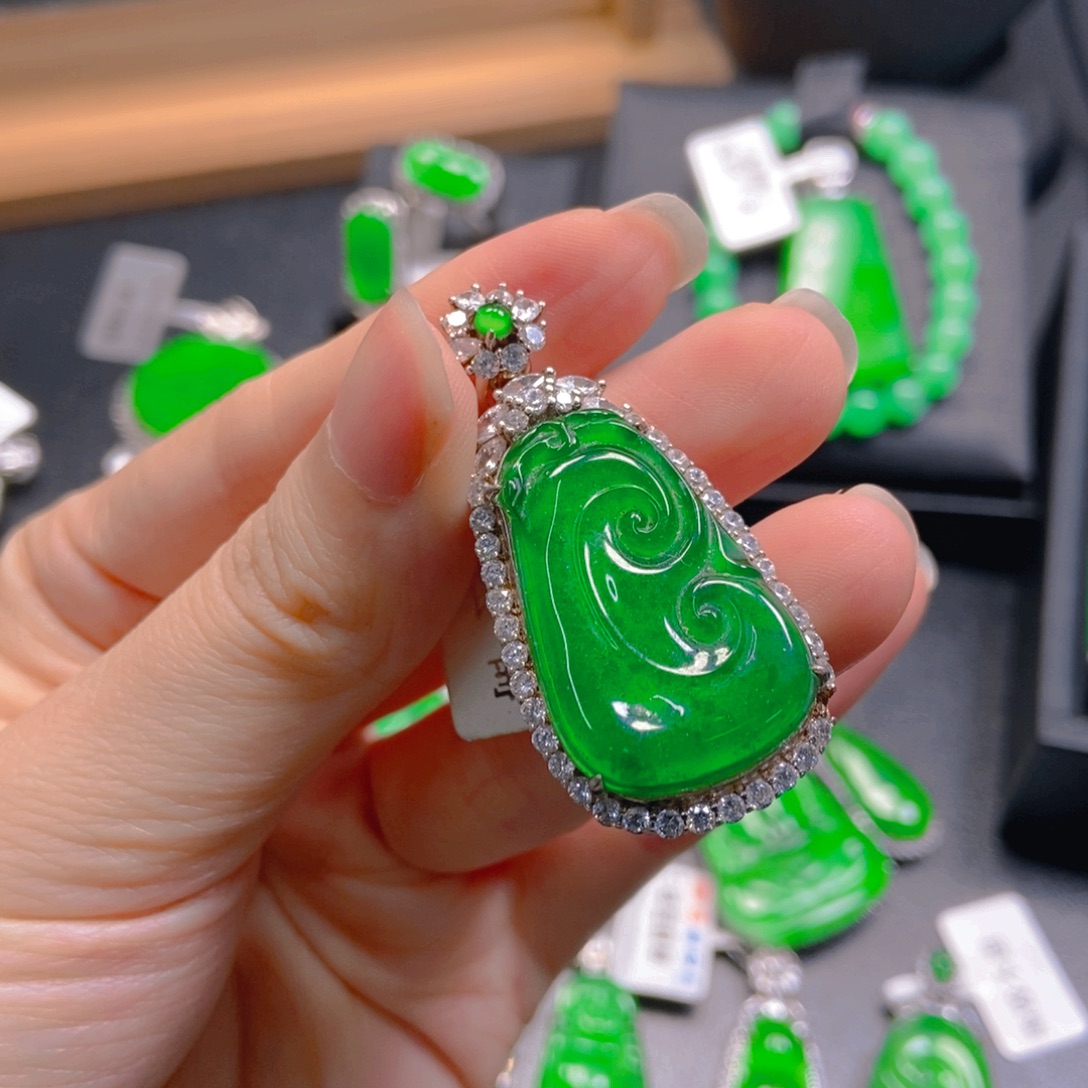 翡翠银S925镶嵌吊坠(不含链)