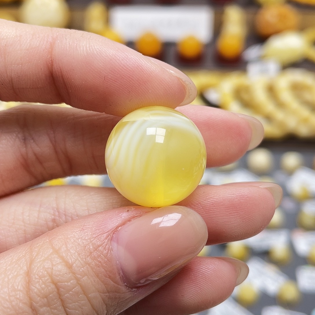 琥珀裸石未镶嵌蜜蜡圆珠18.2mm