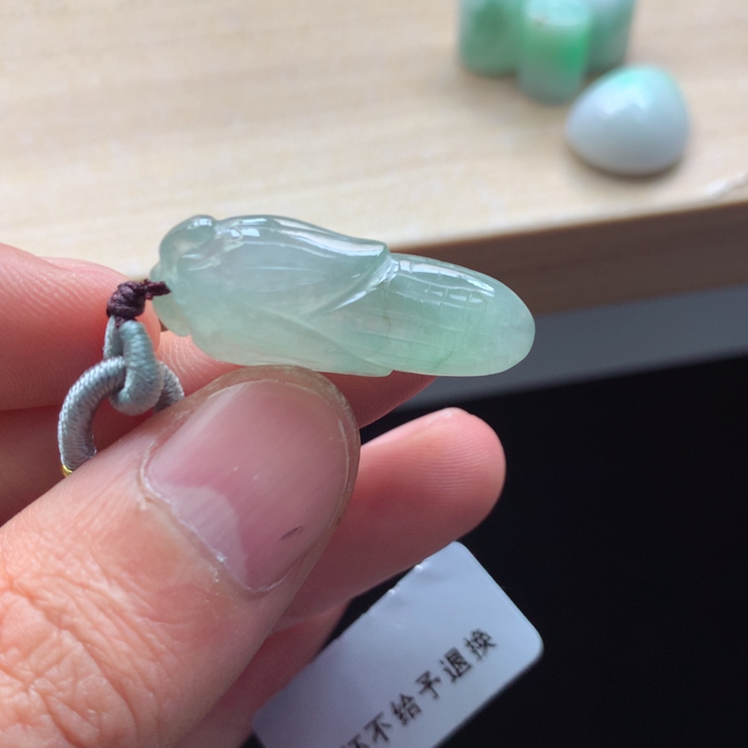 颈饰未镶嵌翡翠吊坠
