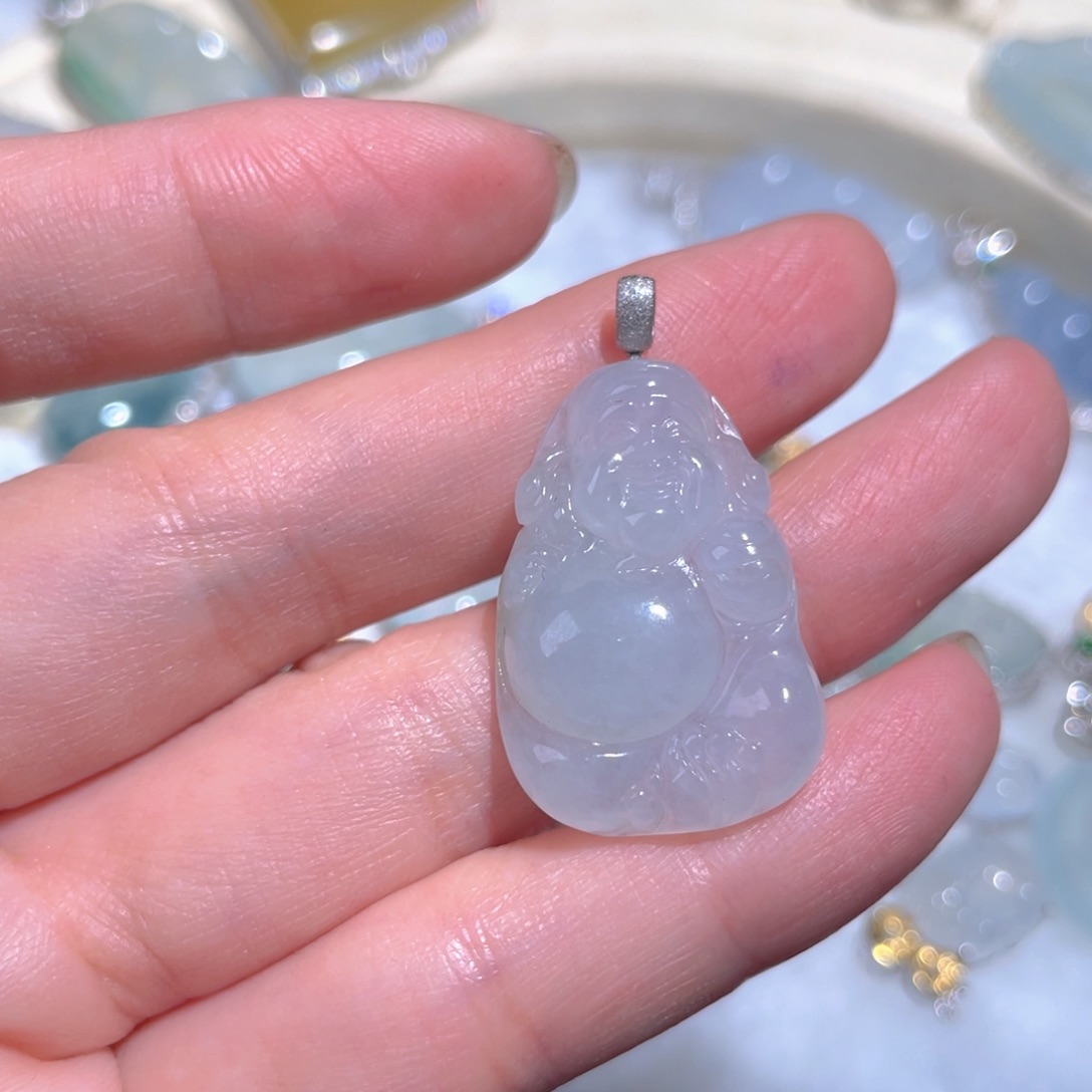 翡翠颈饰18K金镶嵌翡翠