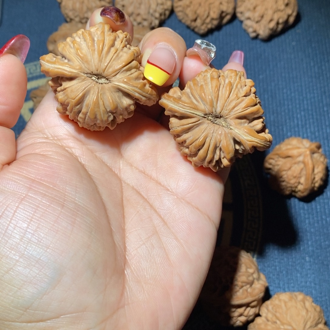 吊坠文玩核桃44尺全品蓟县山地楼
