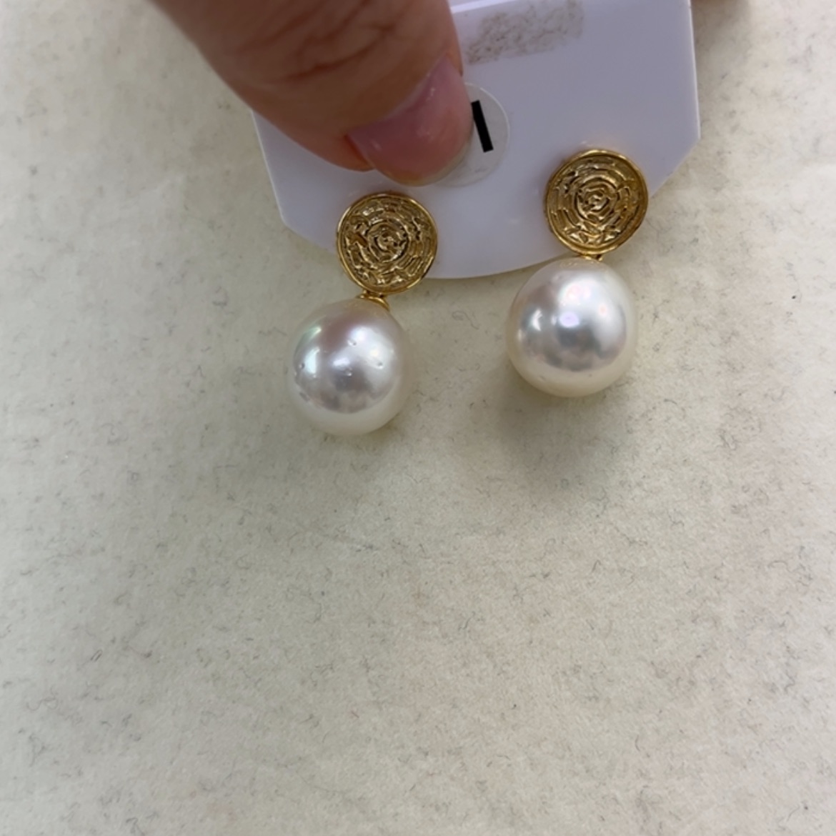 【闪购商品】海水珍珠耳饰未镶嵌