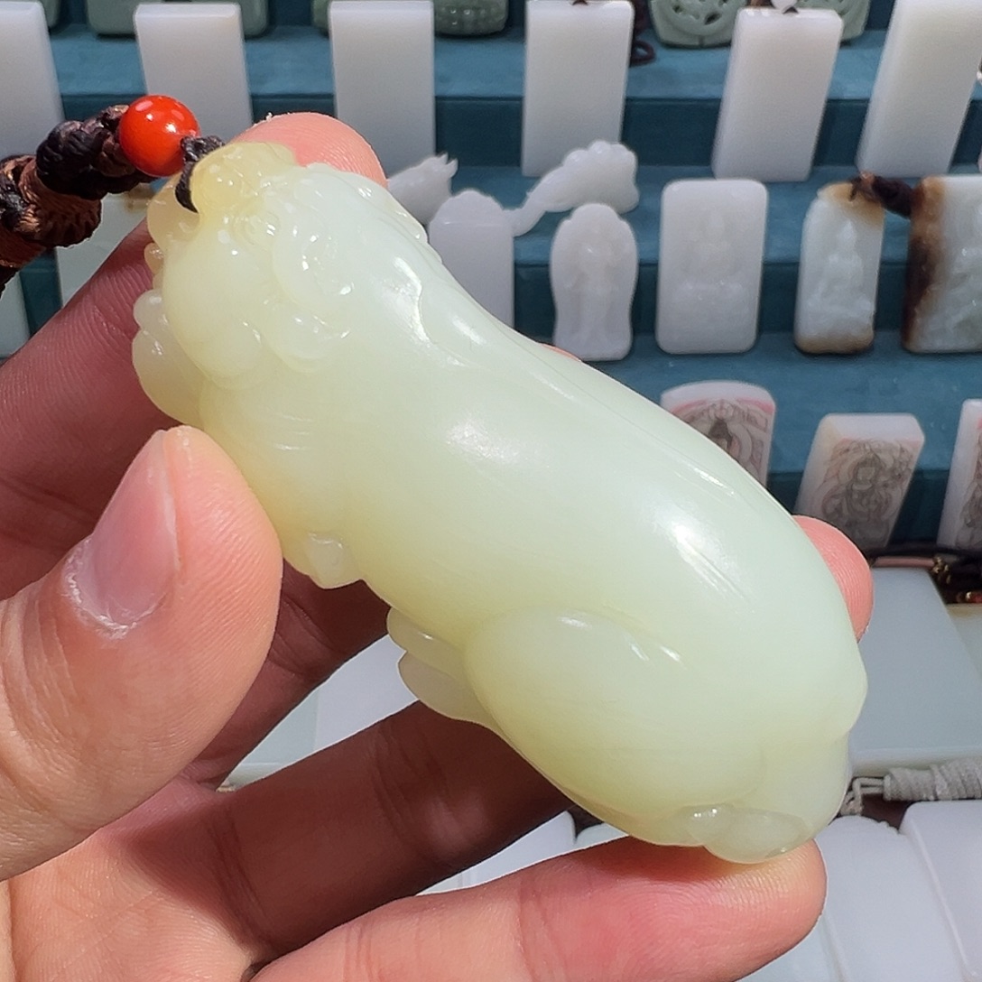 定制和田玉未镶嵌和田玉