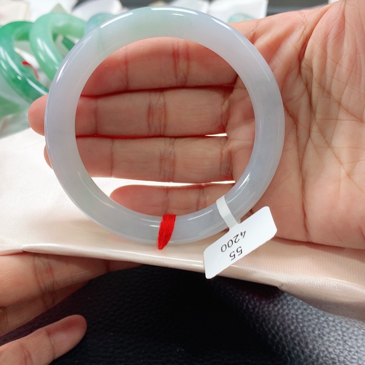 翡翠手镯未镶嵌5555555656