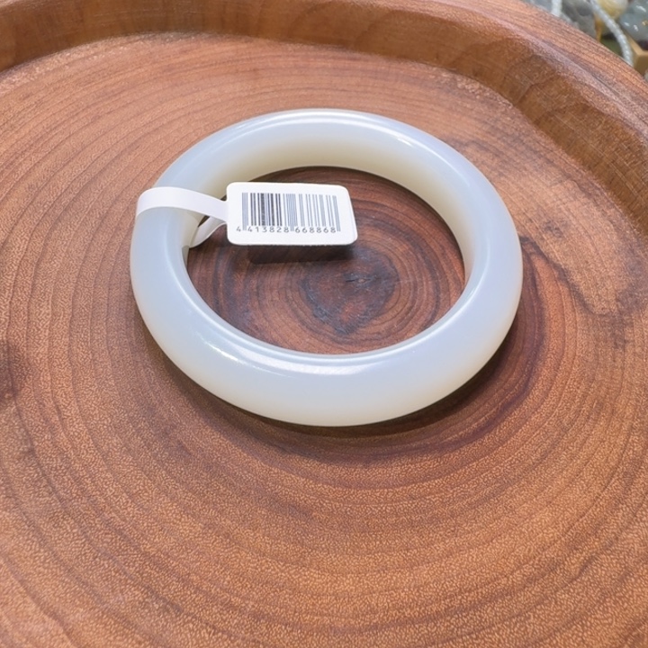 *****和田玉未镶嵌手镯