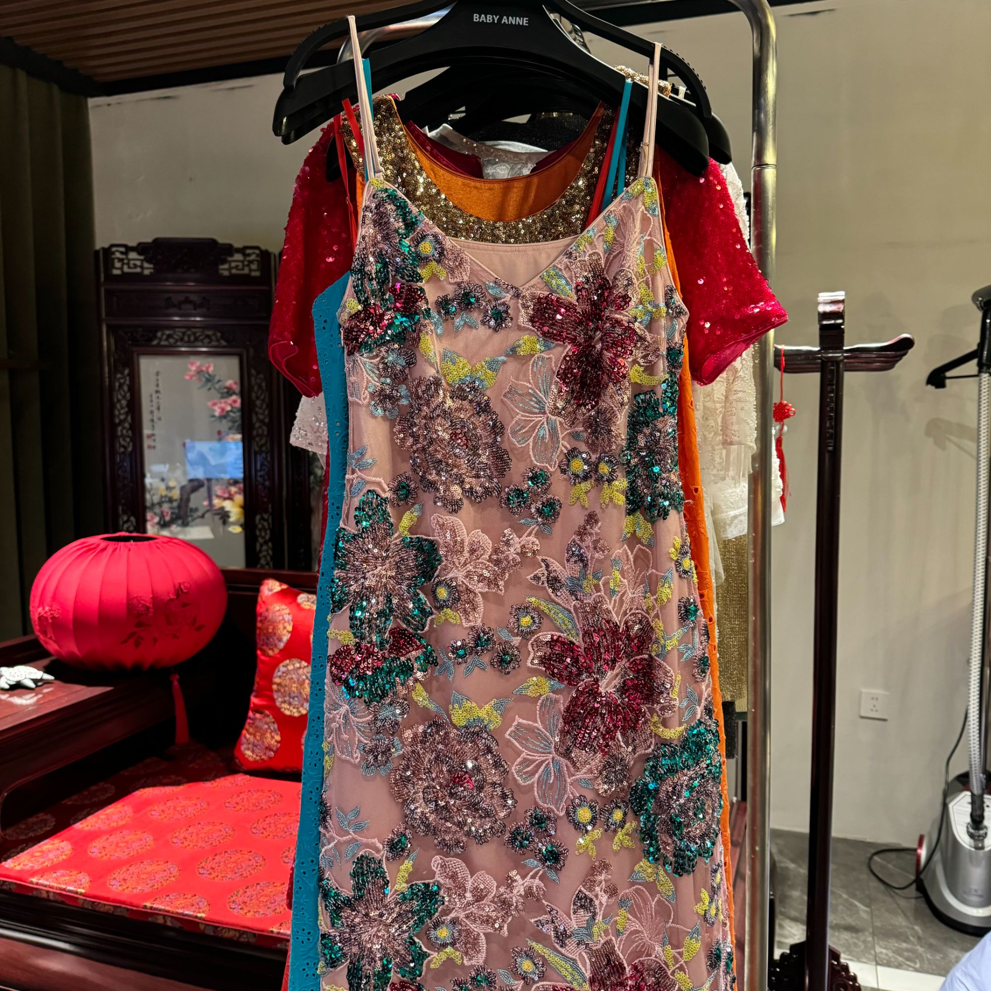 BABY ANNE【Rish Asians】系列-贵气粉吊带连衣裙PLA2004