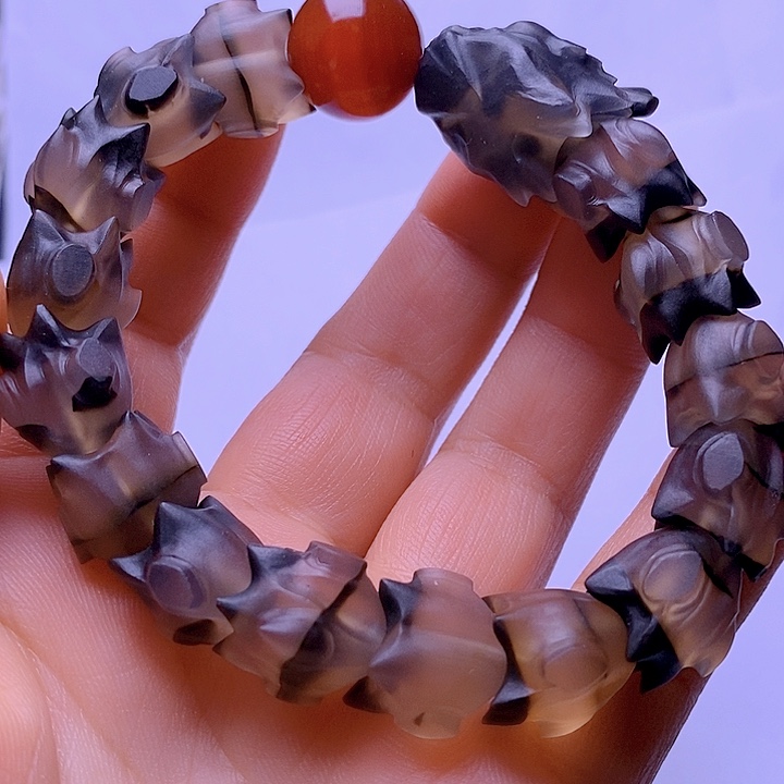 J***e玛瑙/玉髓合金手链