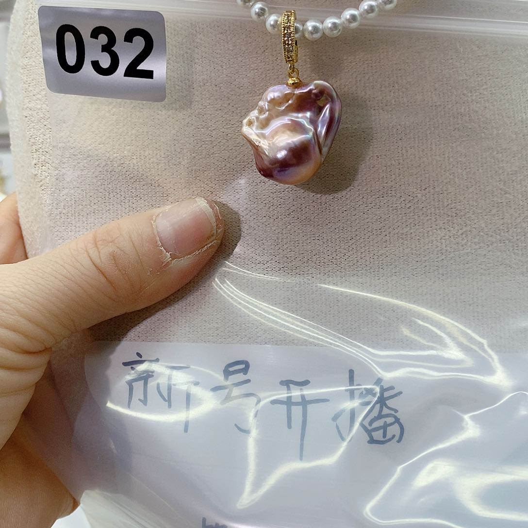 淡水珍珠颈饰合金