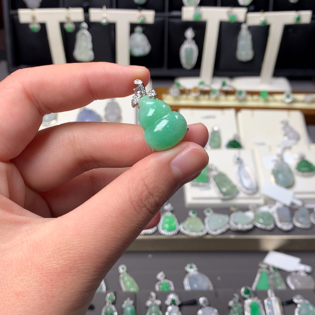 翡翠银S925镶嵌颈饰