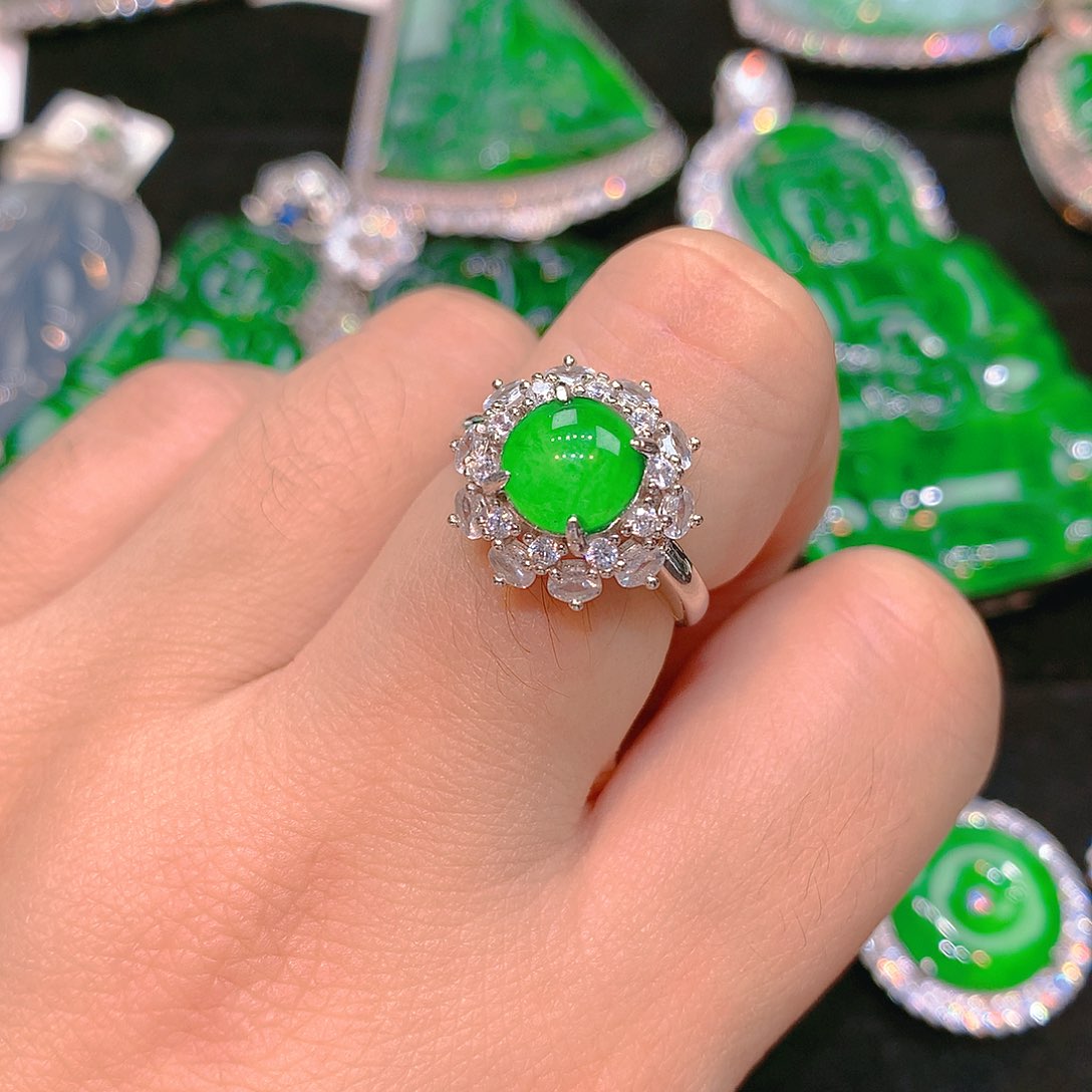 翡翠银S925镶嵌颈饰翡翠