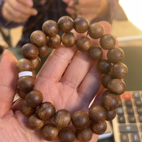 沉香手串乌身红土12克卡1.2多样性发1条