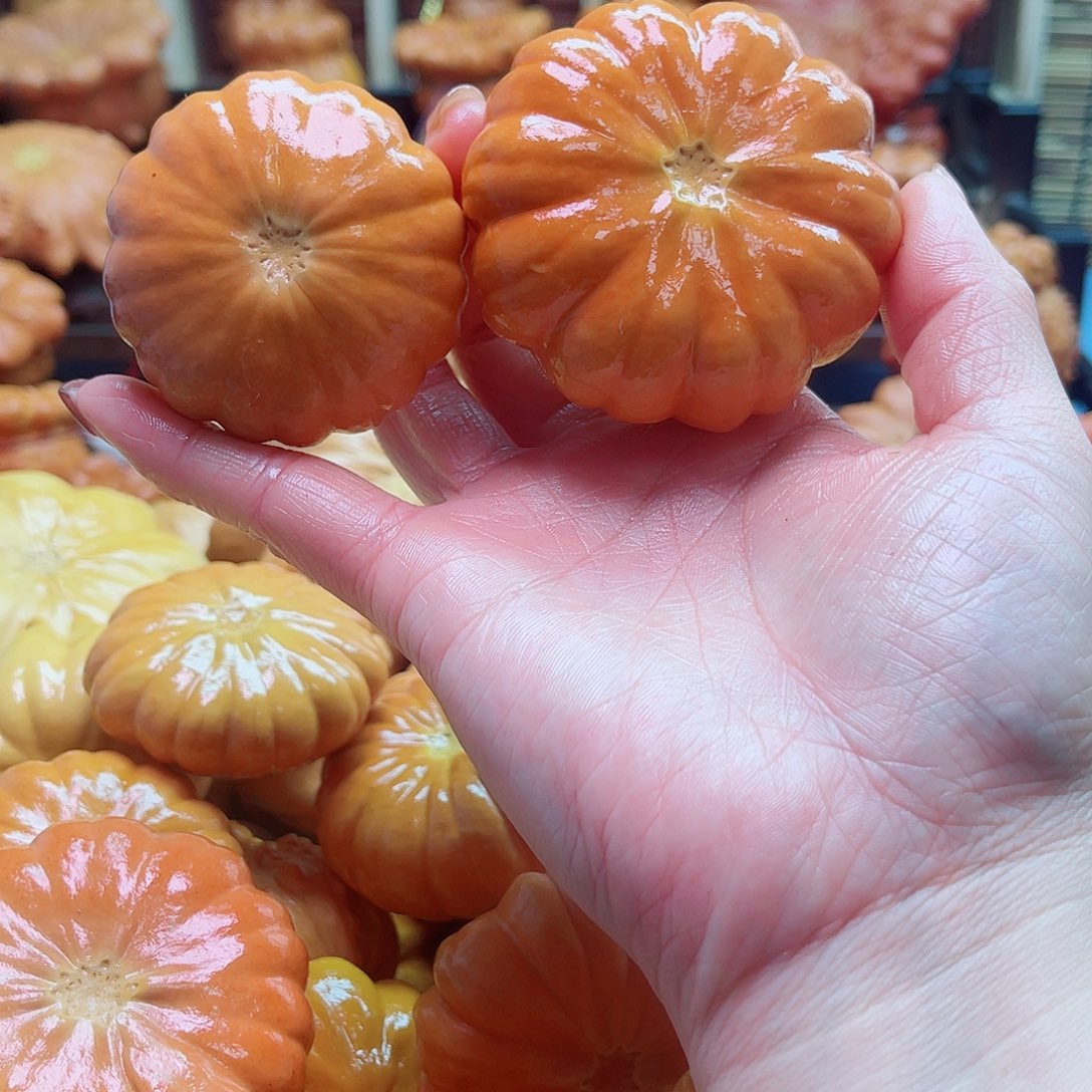 ****森大叶紫檀（黑酸枝木类）