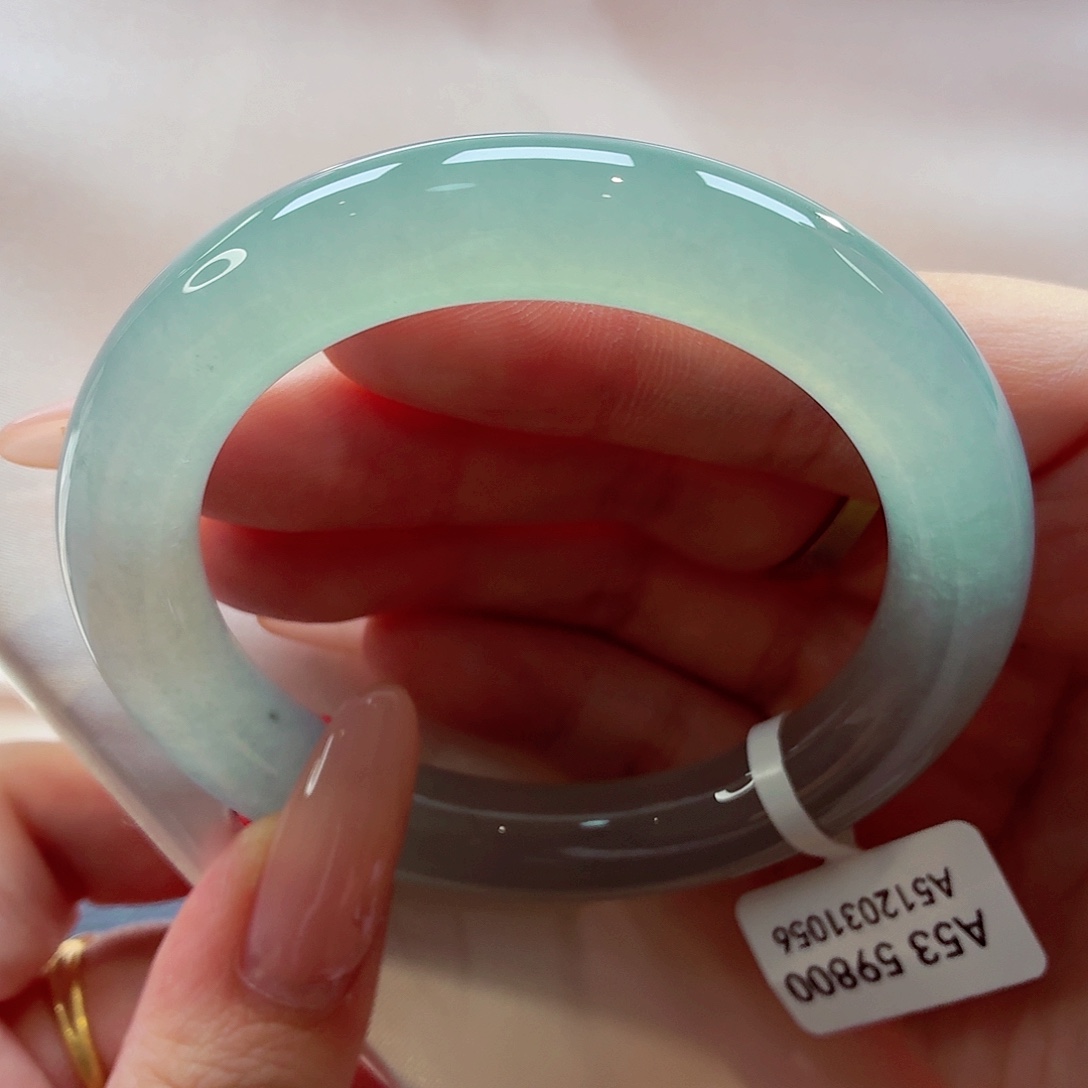 翡翠未镶嵌手镯（圆镯）22（6号）