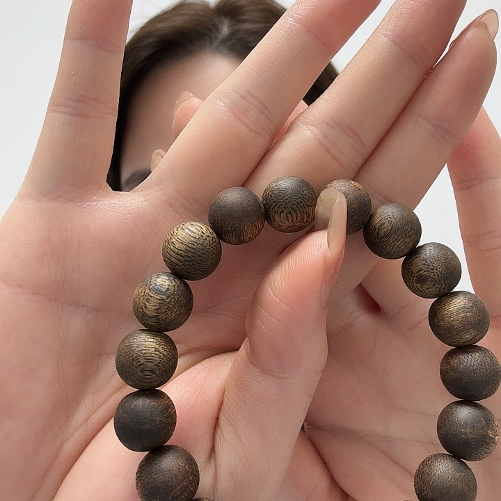 沉香沉香木制品1.1圆珠