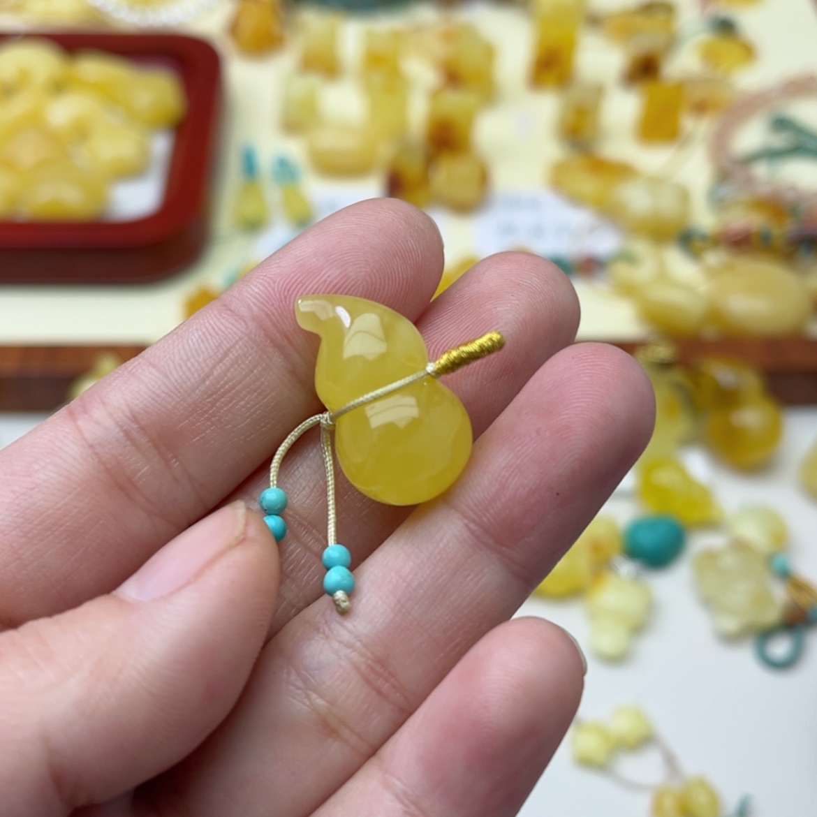 【闪购商品】蜜蜡裸石未镶嵌配饰