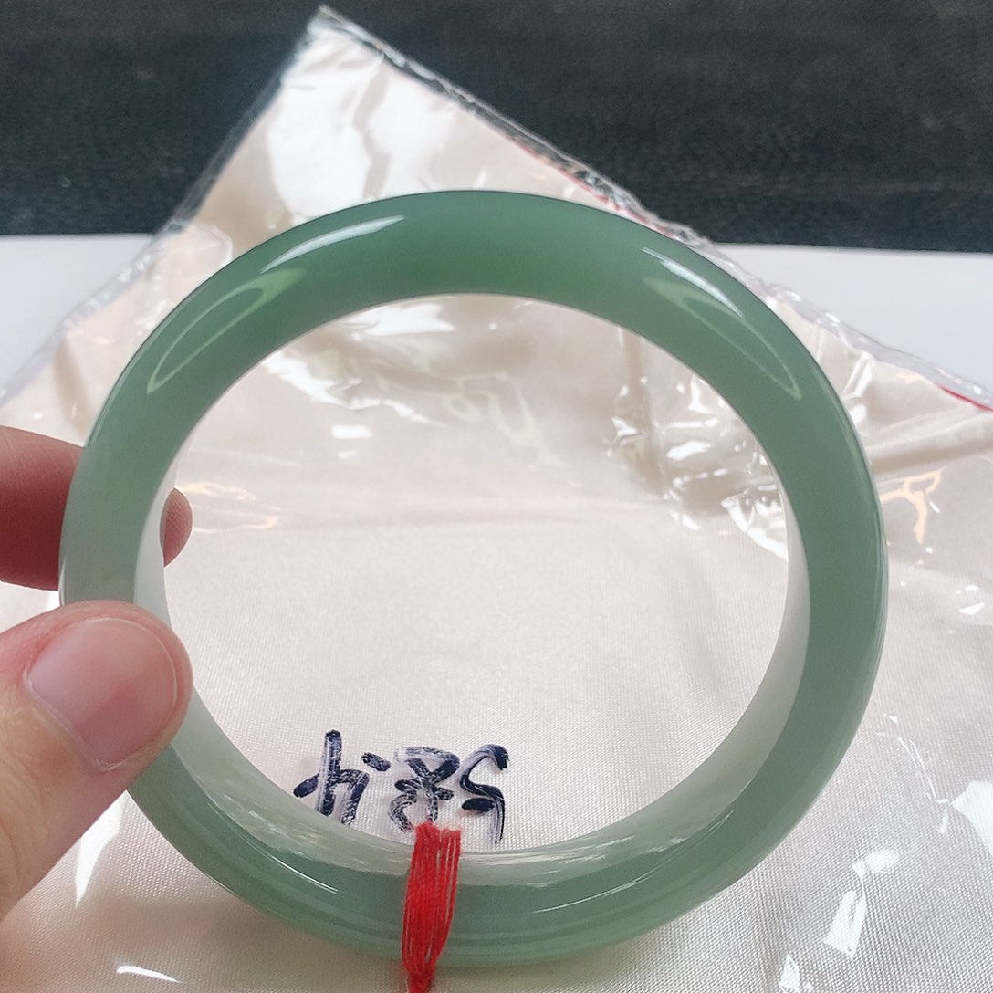 未镶嵌手镯翡翠439