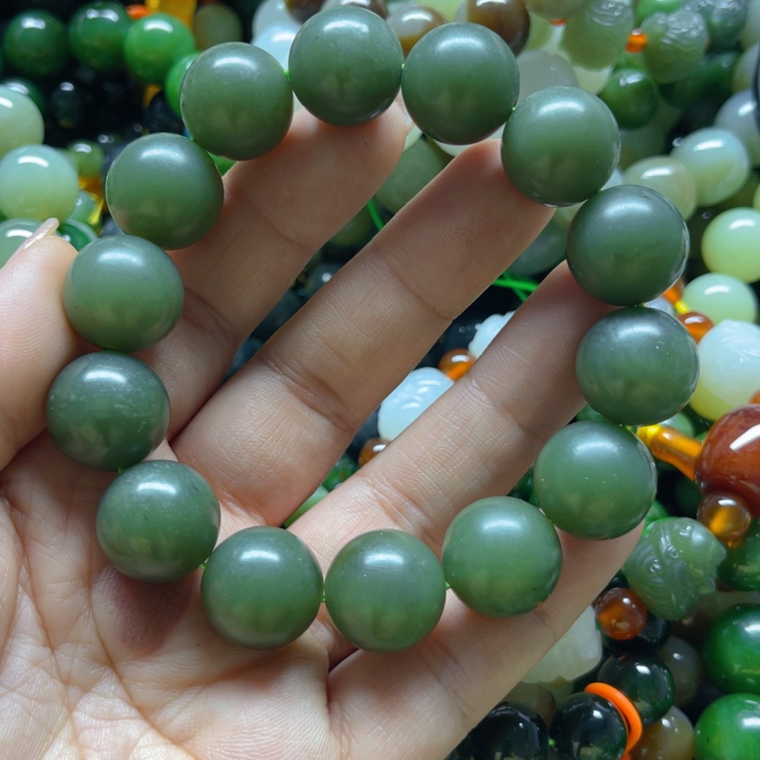 和田玉手链未镶嵌