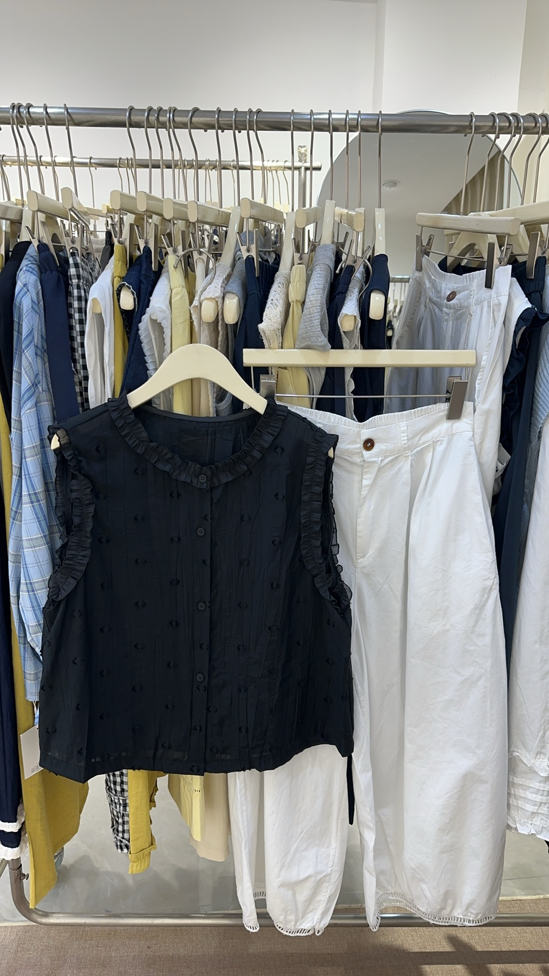 韩系衣服通用4号链接 69 D001-D100···