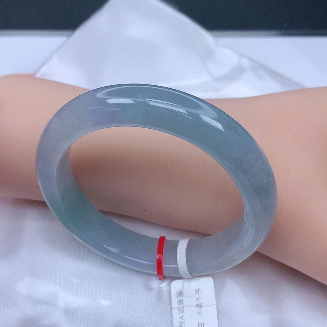 【闪购商品】未镶嵌手镯翡翠，56